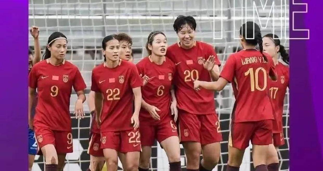 女足赛场出现新晋小将助力球队夺冠