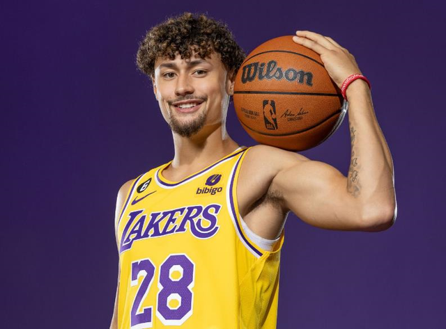 勇士擒下湖人，培根全场表现出色