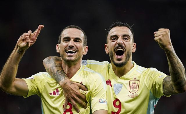 纵览欧国联的激情对决,颤抖的瞬间 纵览欧国联的激情对决,颤抖的瞬间