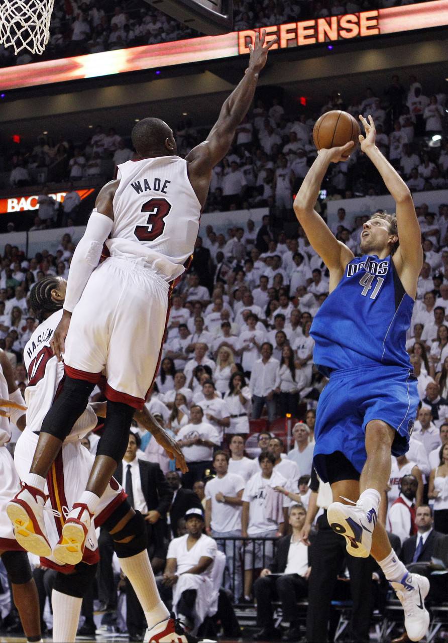 悉尼篮球季决赛开启,悉尼火箭与墨尔本风暴争夺冠军 悉尼篮球季决赛开启,悉尼火箭与墨尔本风暴争夺冠军