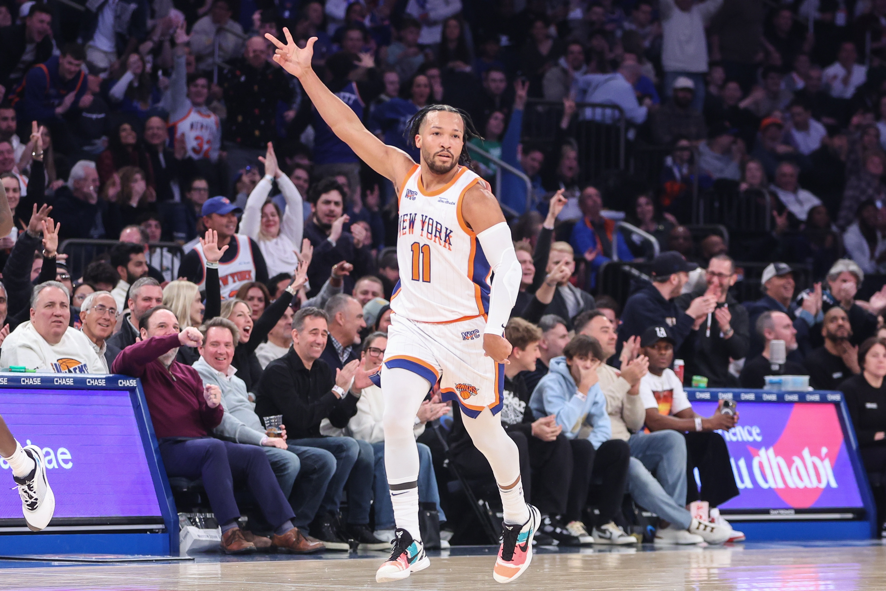 尼克斯再胜老鹰,巩固领先 尼克斯再胜老鹰,巩固领先