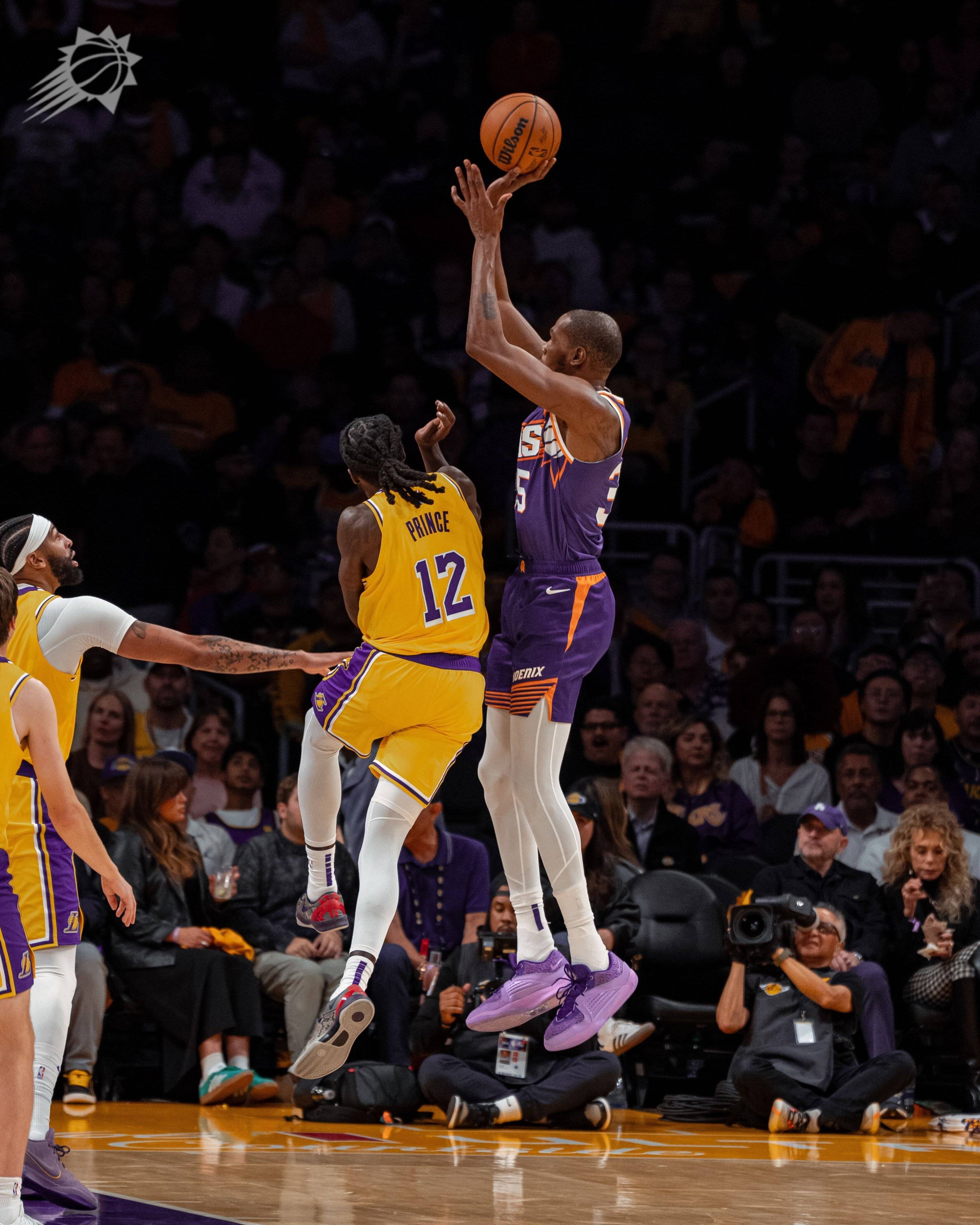 关于湖人惜败太阳，詹姆斯独造40+无功而返的信息