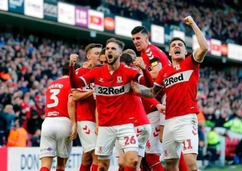 利物浦球队全员备战英超巨星云集的简单介绍