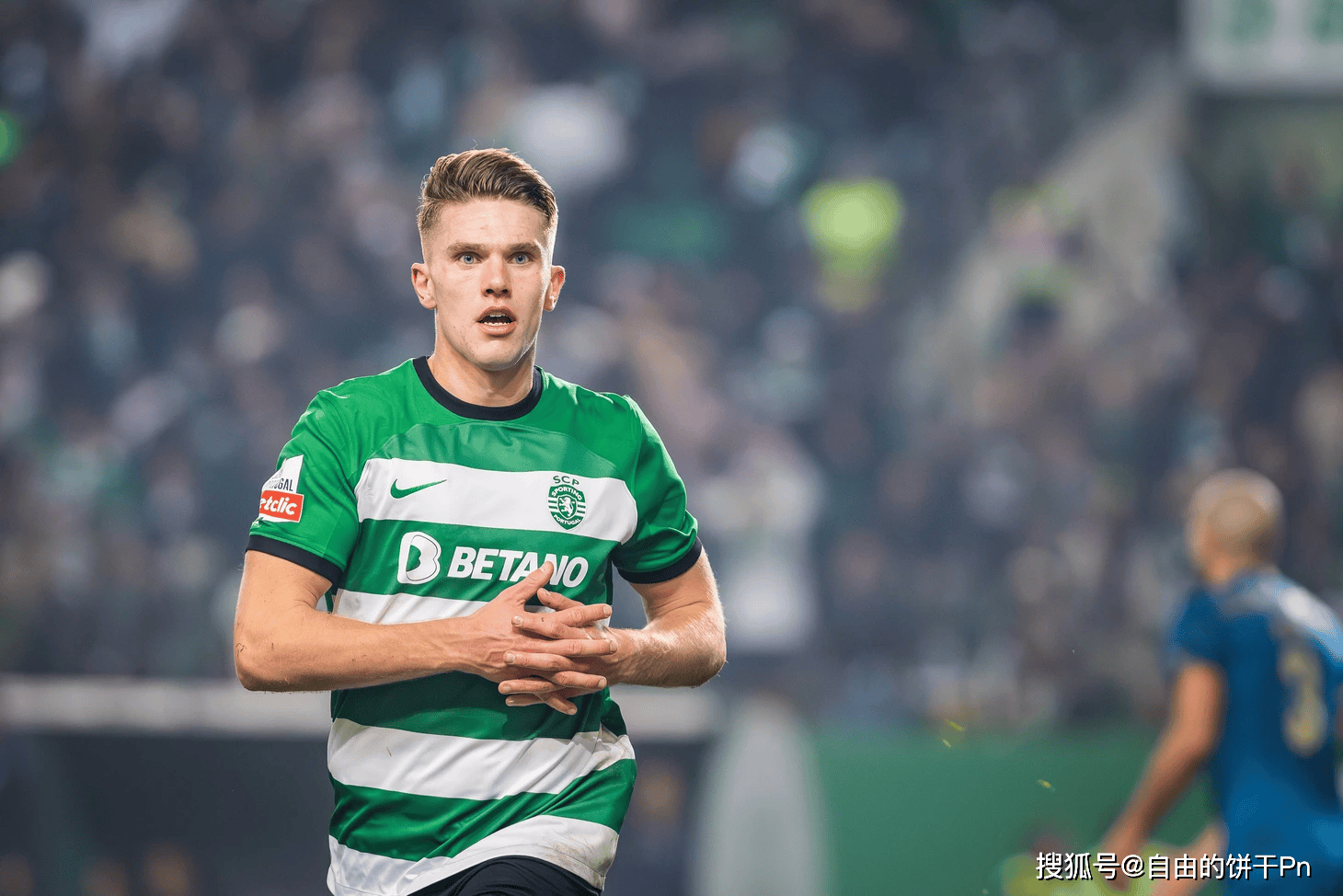 包含葡萄牙神锋再度爆发,带领球队走向胜利的词条 包含葡萄牙神锋再度爆发,带领球队走向胜利的词条