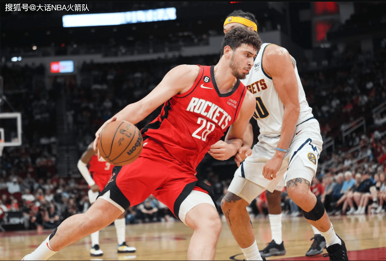 火箭新援迎来首秀,立即融入球队氛围 火箭新援迎来首秀,立即融入球队氛围