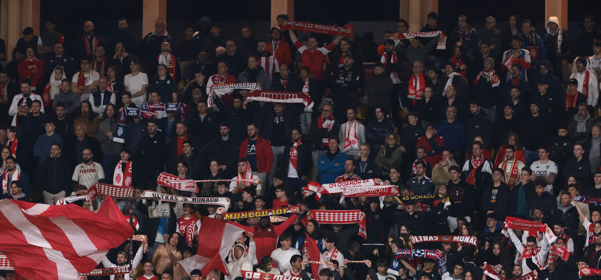 球员们在世界赛场上取得辉煌战绩 球员们在世界赛场上取得辉煌战绩