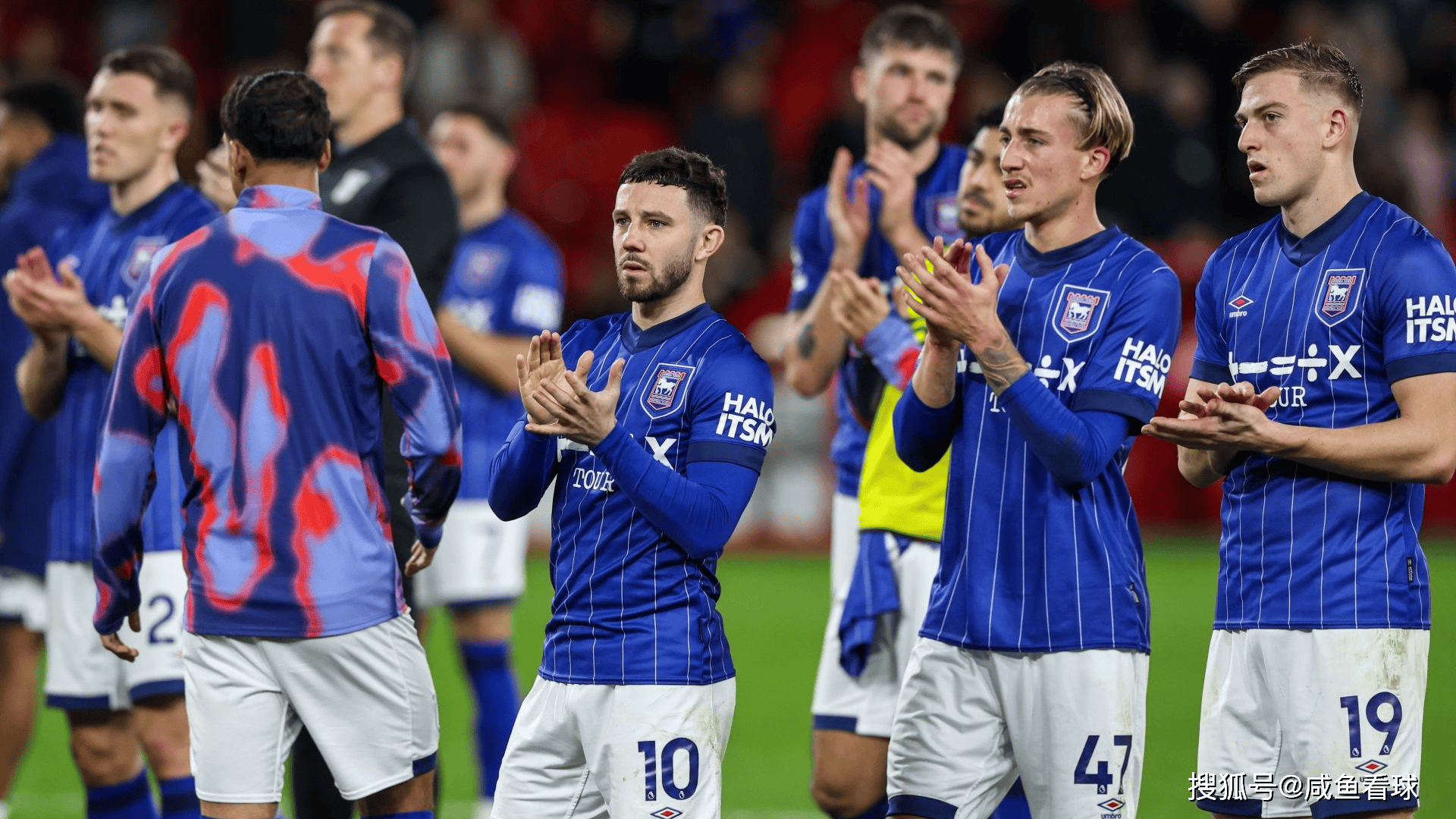 包含南安普顿主场不敌对手，遭遇连败的词条