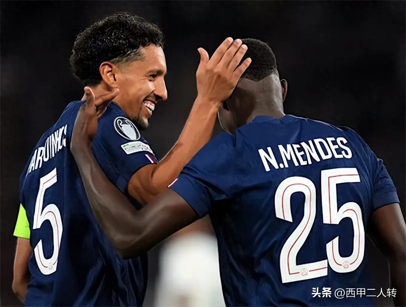 埃弗顿大胜，升至第六名