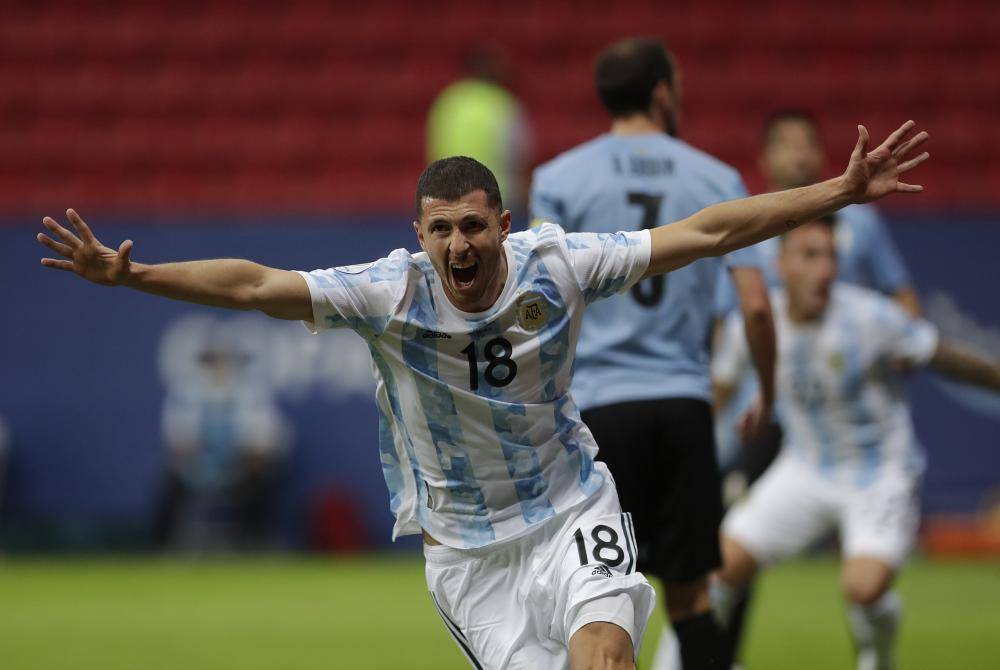 沃尔夫斯堡轻取法兰克福，终结连败的简单介绍